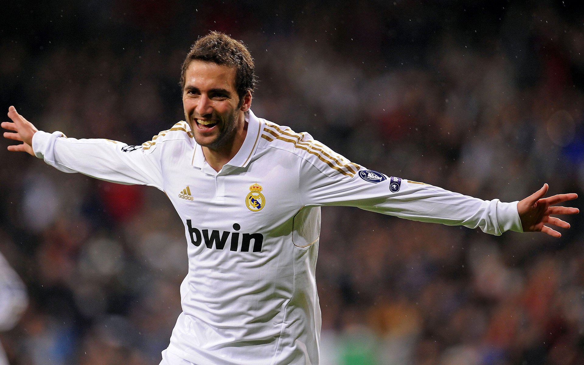 “水上芭蕾魅力四射！2025世界游泳锦标赛精彩纷呈”